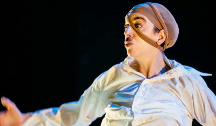 Lou Wenzel dans MAX GERICKE ou Pareille au même
