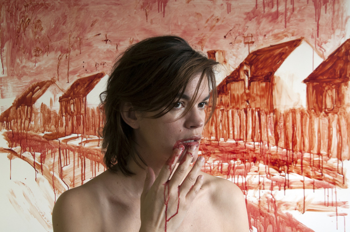 Marie-Sophie Ferdane dans Hunter