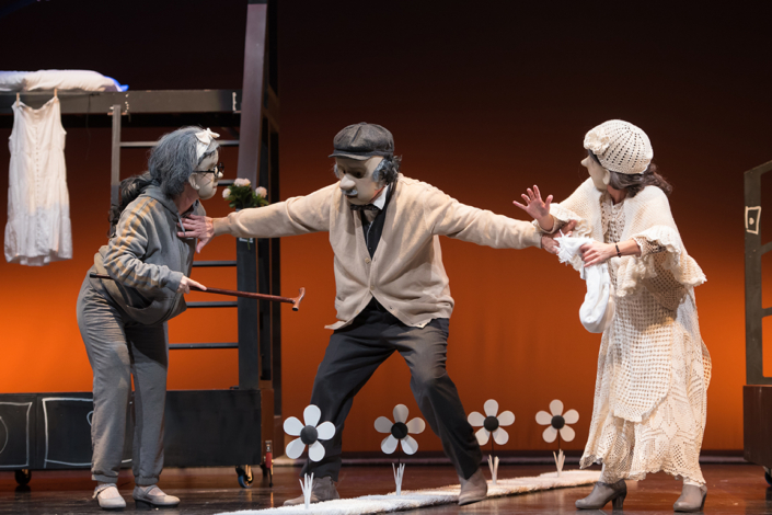 Amour par la Compagnie Marie de Jongh