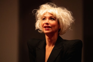 Aurélia Arto dans Et me voici soudain roi d’un pays quelconque photo Emmanuel Viverge