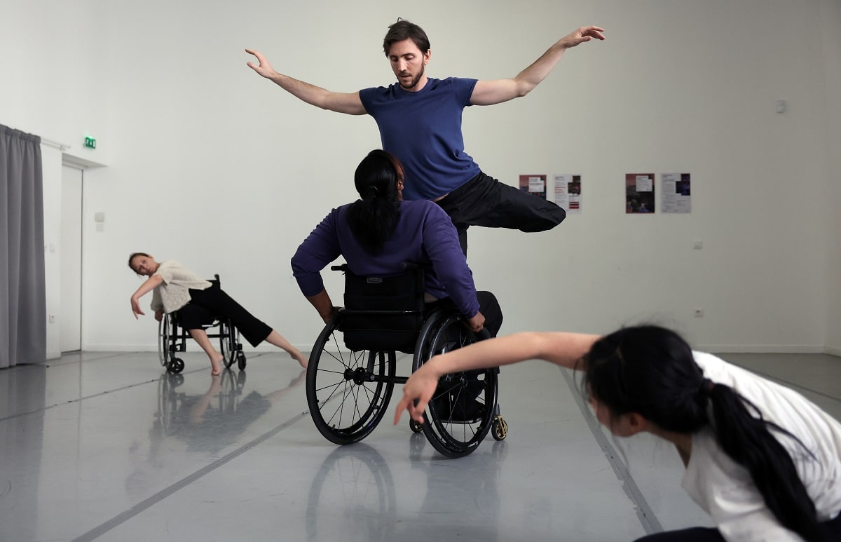 / actu / « Ca bouge différemment » : la danse au-delà du handicap