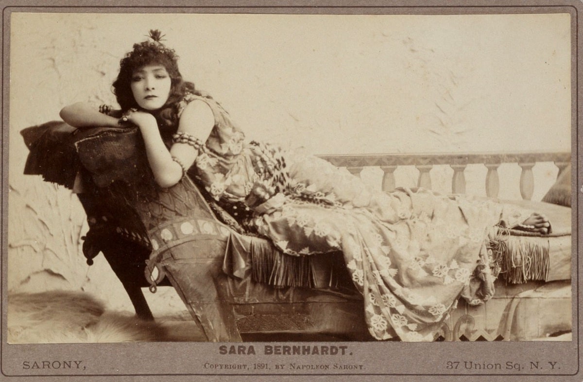 Sarah Bernhardt, première mégastar, première influenceuse