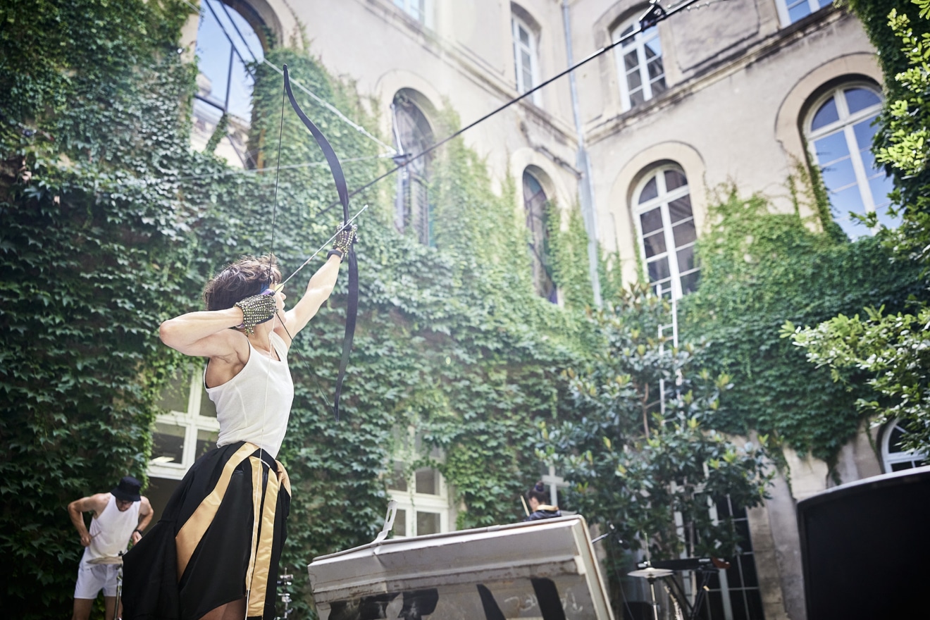 Guillaume Cayet et Fanny Alvarez dans « Vive le sujet ! – Série 3 » au Festival d'Avignon 2023