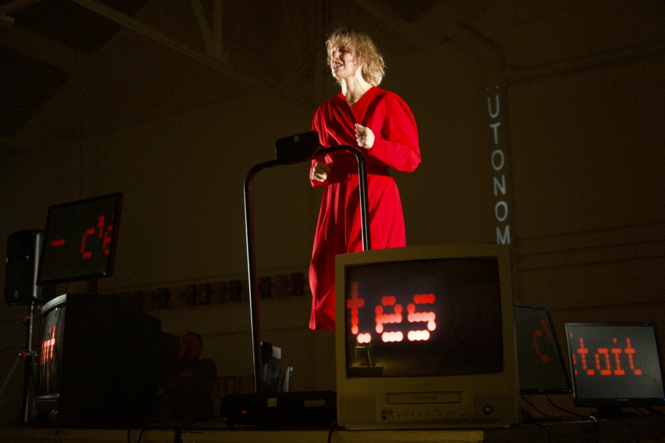 NEXT, autopsy d'un massacre amoureux est présenté lors du Feminist futures festival à Amiens