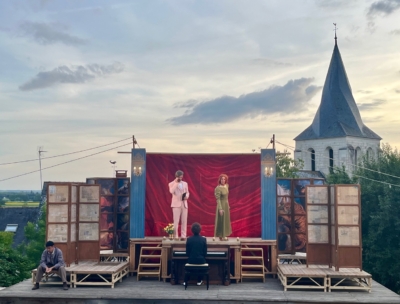 Le Nouveau Théâtre Populaire crée Les Belles Illusions de la jeunesse d'après Balzac