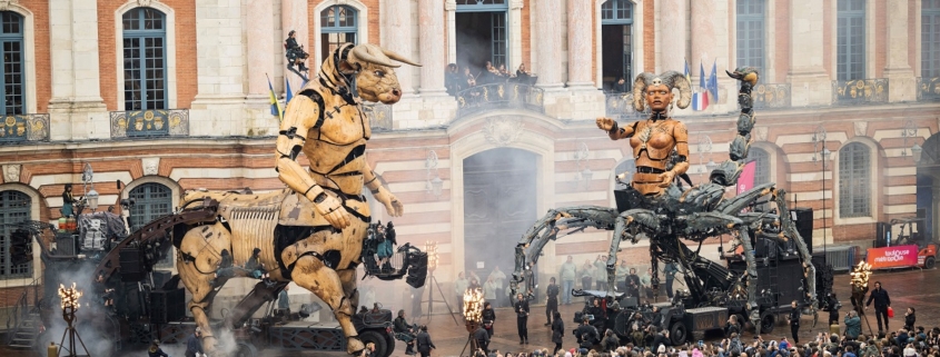 Le Minotaure et Lilith la gardienne des ténèbres dans l'opéra urbain de François Delarozière