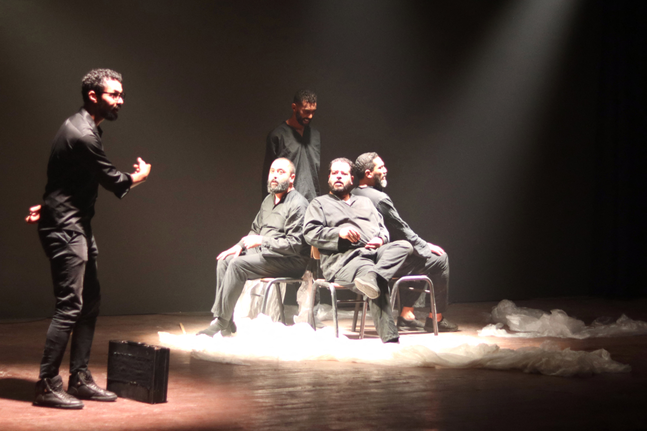 En Libye, un festival de théâtre à Derna, un après les inondations meurtrières