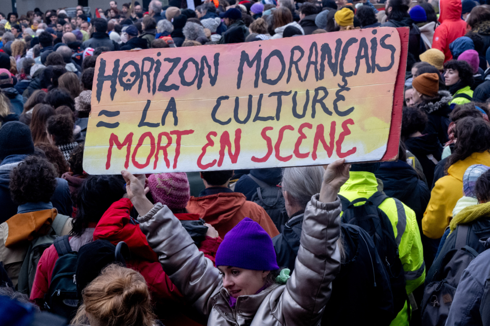 Le spectacle vivant pris dans la tourmente budgétaire et politique