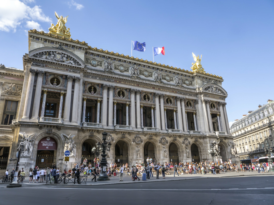 Les danseurs de l'Opéra de Paris lèvent la grève
