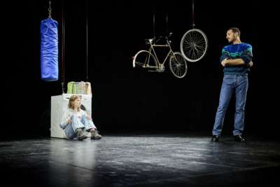 Johanny Bert monte Juste la fin du monde de Jean-Luc Lagarce au Théâtre de l'Atelier avec Vincent Dedienne