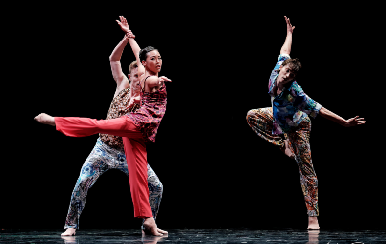 Le Ballet de l'Opéra national du Rhin danse Trio de William Forsythe