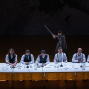 Carolina Bianchi crée The Brotherhood – Trilogia Cadela Força – Capítulo II au Kunstenfestivaldesarts