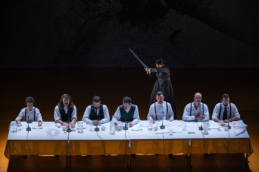 Carolina Bianchi crée The Brotherhood – Trilogia Cadela Força – Capítulo II au Kunstenfestivaldesarts