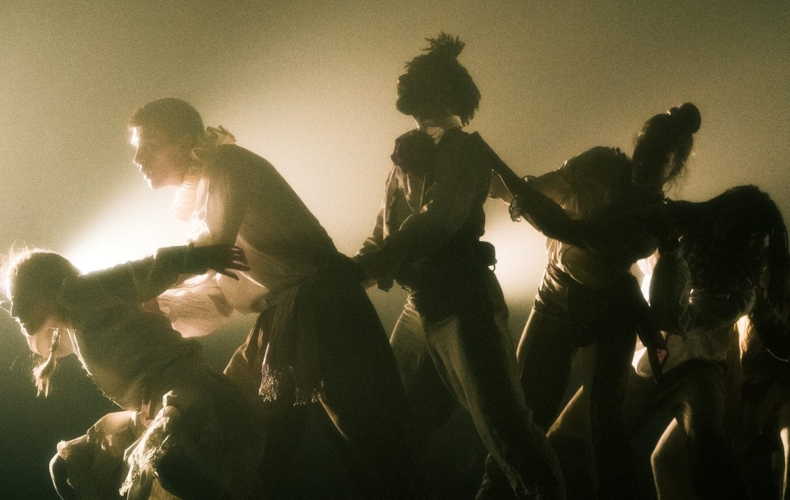Clowns d'Hofesh Shechter photo Todd Macdonald