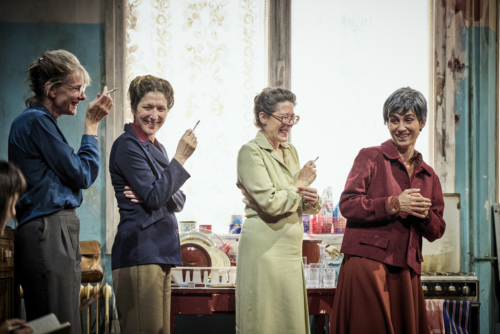 Julie Deliquet adapte La guerre n'a pas un visage de femme de Svetlana Alexievitch au Printemps des Comédiens