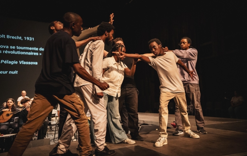 La Mère de Brecht par la cie Organon