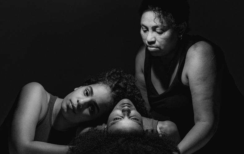 Zena Moussa, Tenei Ahmad, Rania Jamal dans When I saw the sea