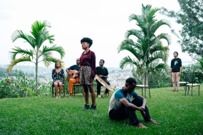 Gahugu Gato (Petit Pays), Dida Nibagwire et Frédéric Fisbach, 2025 © L'Espace