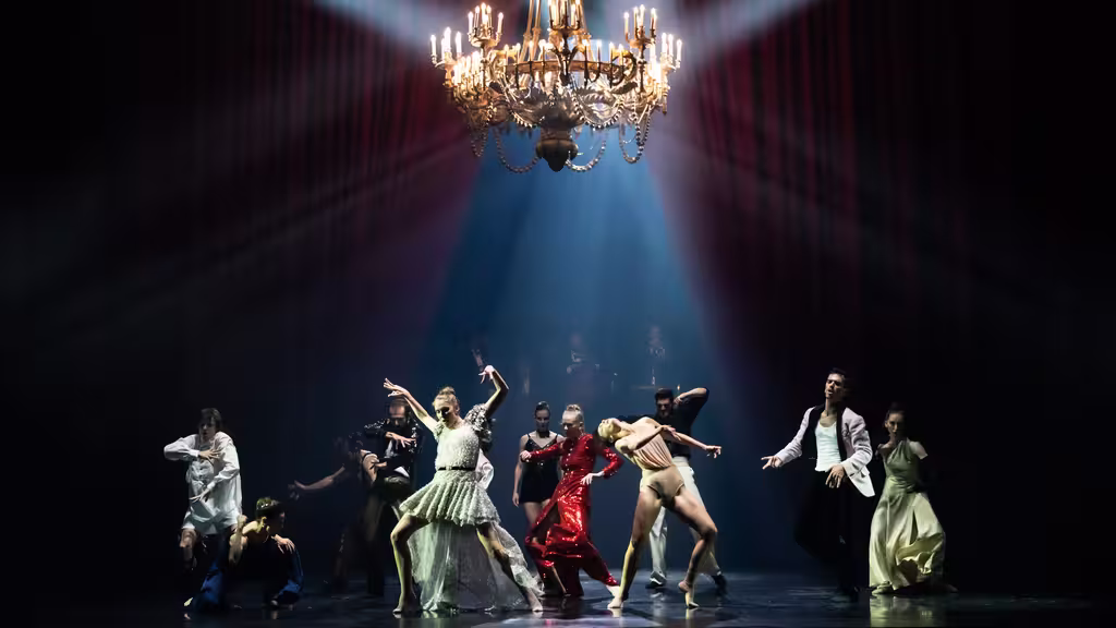 Red Carpet d'Hofesh Shechter à l'Opéra national de Paris
