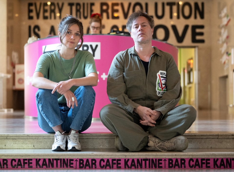 Servane Dècle et Milo Rau présentent la version allemande du Procès Pelicot