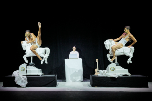 Coin Operated de Jonas&Lander au Festival d'Avignon 2025