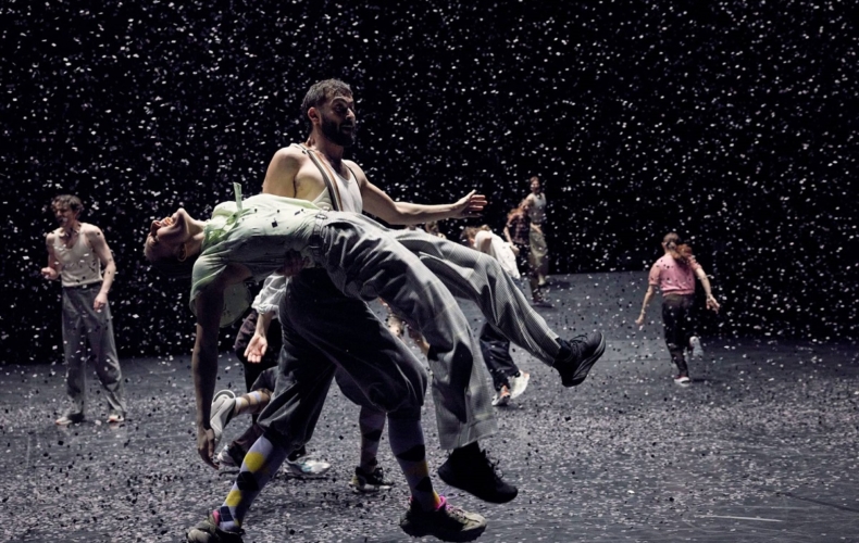 Deux nouvelles créations de William Forsythe et Ioannis Mandafounis pour la Dresden Frankfurt Dance Company photo Dominik Mentzos