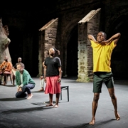 Frédéric Fisbach et Dida Nibagwire mettent en scène Gahugu Gato (Petit Pays) de Gaël Faye au Festival d'Avignon 2025