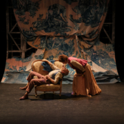 Léna Bréban monte La Folle Journée ou Le Mariage de Figaro de Beaumarchais avec Philippe Torreton à La Scala Provence