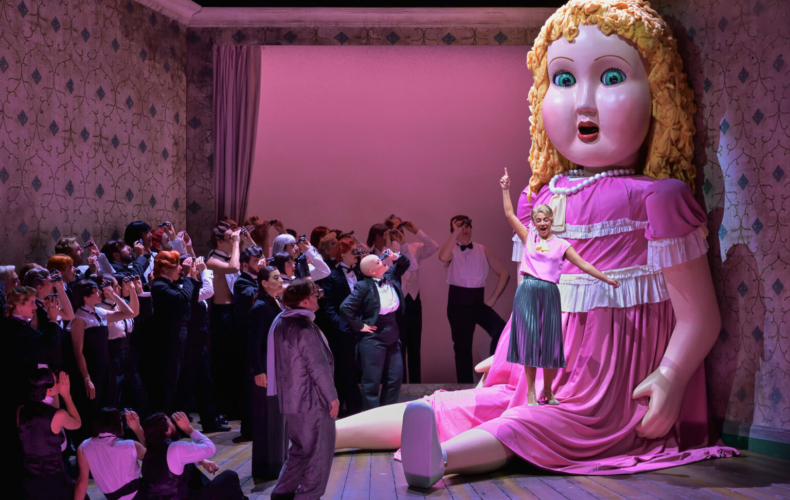 Lotte de Beer monte Les Contes d'Hoffmann d'Offenbach avec Michael Spyres