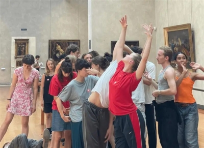 Tout n’est pas visible, tout n’est pas audible de Tânia Carvalho avec les élèves des Conservatoires de Paris et Lyon photo Clara Barbieri