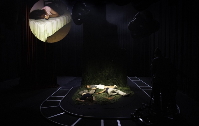 Deeper de Gosia Wdowik photo Bea Borgers