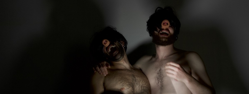 IT'S GOT LEGS!!!!!! de de Samir Kennedy et Sean Murray