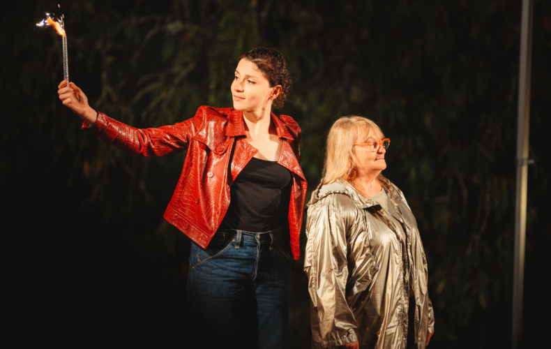 Margaux Eskenazi crée Les Jeunes Filles du Bon Pasteur au Festival du Nouveau Théâtre Populaire