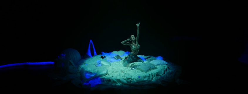 Spongebabe in L.A (4 Love & Anxiety) de Mercedes Dassy photo C Maladita
