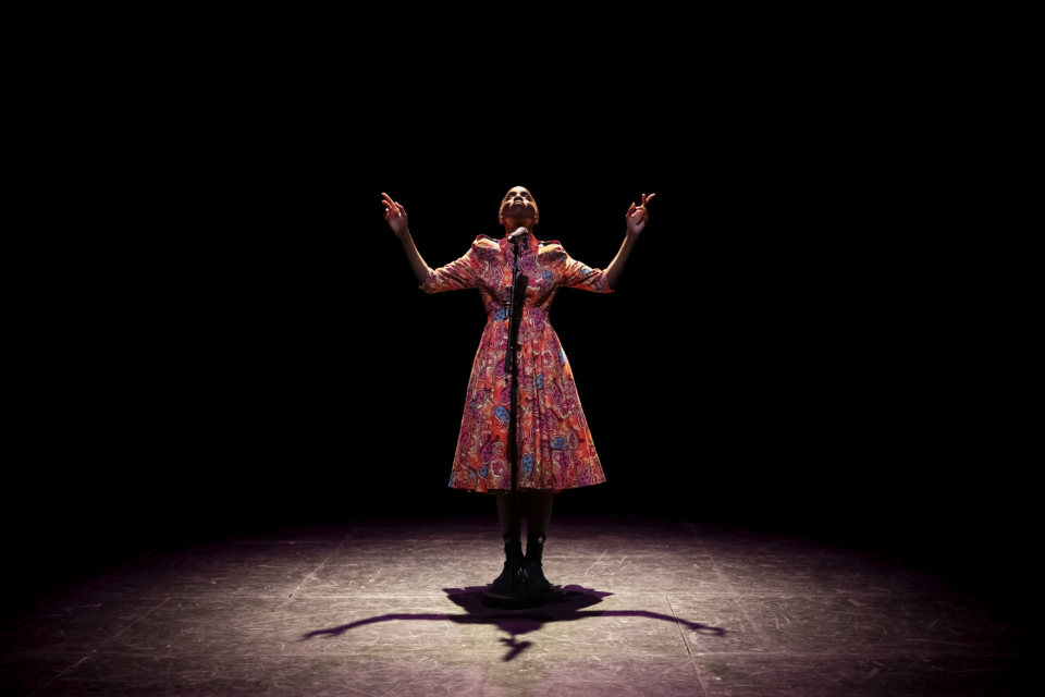 Laurène Marx crée Portrait de Rita avec Bwanga Pilipili
