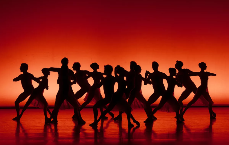 Within The Golden Hour de Christopher Wheeldon photo Pierre Planchenault