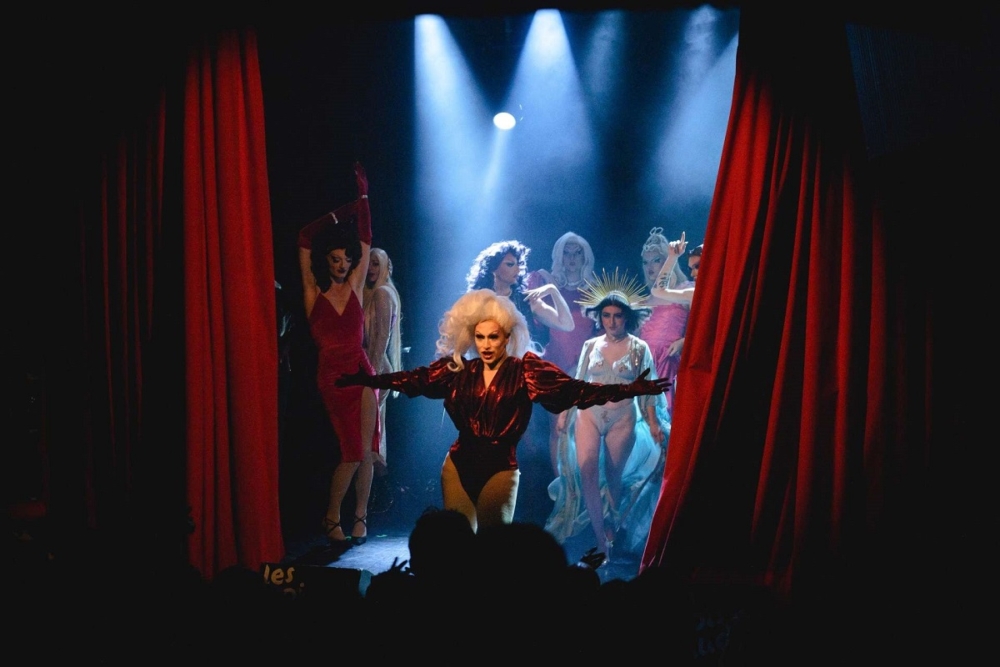 Au Palass – Cabaret et DragShow de Youssouf Abi-ayad