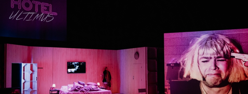 Aurore Fattier met en scène Le Dindon de Feydeau à La Comédie de Caen