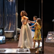 Gaia Saitta met en scène Les jours de mon abandon d'Elena Ferrante photo Anna Van Waeg