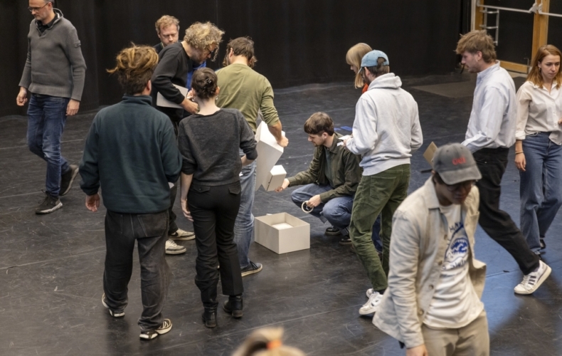 Handle with care par le Ontroerend Goed photo Ans Brys