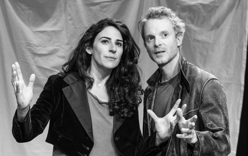 Karyll Elgrichi, Damien Zanoly dans Martin Eden photo de répétition Jacques Grison