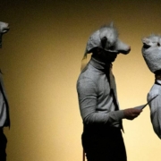 Quelle joie d’être un imbécile de Chloé Bonifay et Julien Romelard photo Thierry Cantalupo