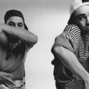 Régis Truchy et Hakim Maïche / Photo Joël Nicolas - Médiathèque CND Fonds Théâtre contemporain de la danse (1884-1998)