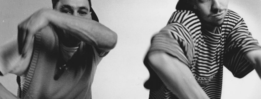 Régis Truchy et Hackim Maïch Médiathèque CND Fonds Théâtre contemporain de la danse (1884-1998) © Joël Nicolas