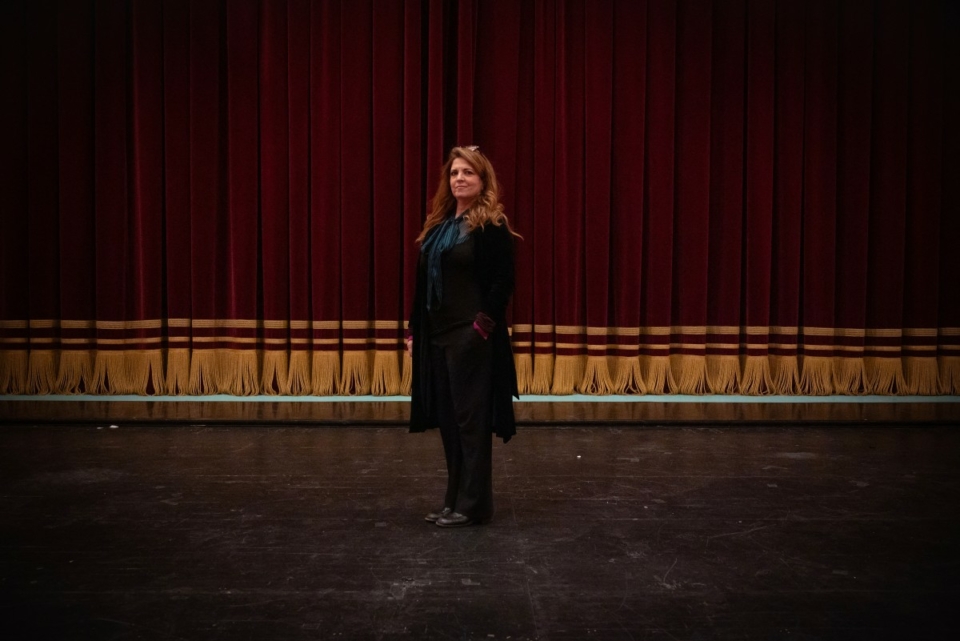 Agnès Jaoui sur la scène du Théâtre National du Capitole photo AFP Matthieu Rondel