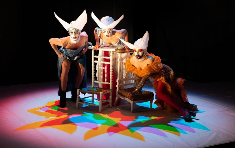 Alice Etienne met en scène ​Lost in Vatican photo Noémie Garbous