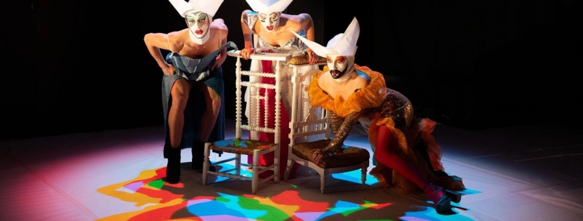 Alice Etienne met en scène ​Lost in Vatican photo Noémie Garbous