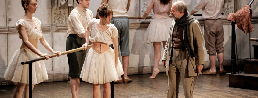 Clément Hervieu-Léger monte L'École de danse de Goldoni à la Comédie-Française