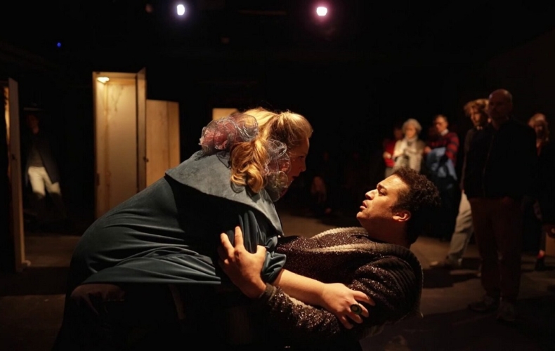 Le Château de Barbe-Bleue la mise en scène immersive Jeffrey Döring autour de l'opéra de Béla Bartók