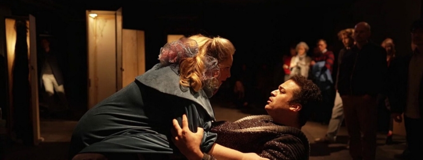 Le Château de Barbe-Bleue la mise en scène immersive Jeffrey Döring autour de l'opéra de Béla Bartók